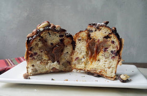 PANETTONE KETO CON CORAZÓN DE MANTEQUILLA DE MANÍ